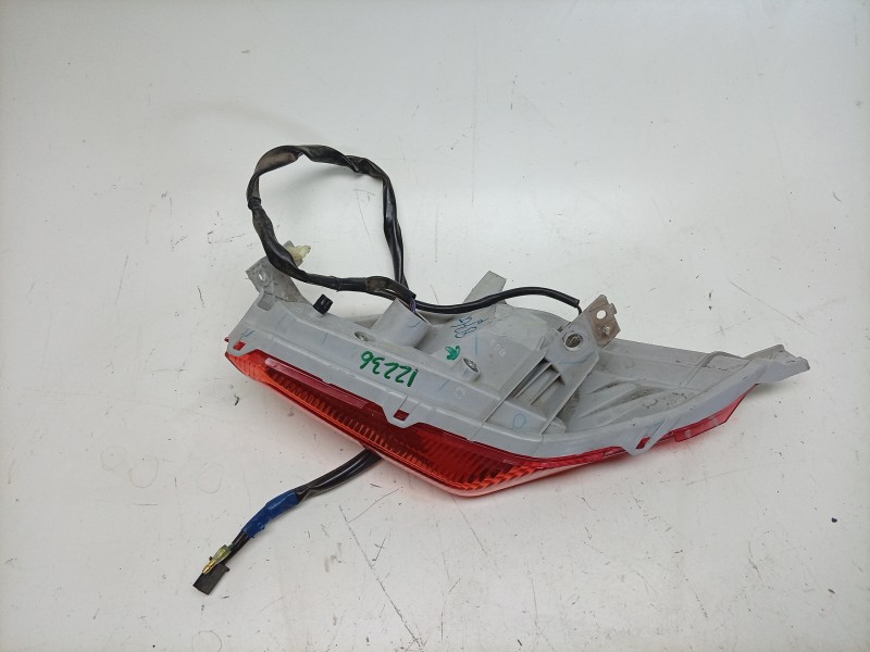 Recambio de piloto trasero derecho para yamaha x-max x-max 400 (sh11) referencia OEM IAM B74H47100000 B74H47100000 