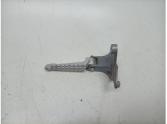 ESTRIBO LATERAL B74F74400000 