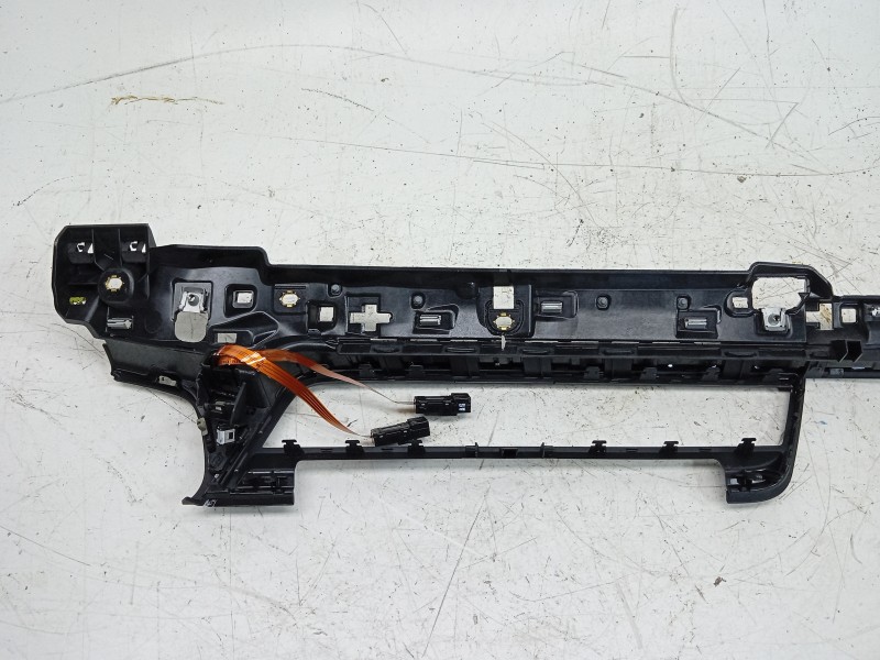 Recambio de moldura para audi q5 sportback (fyt) 35 tdi referencia OEM IAM  80B820902L6PS 