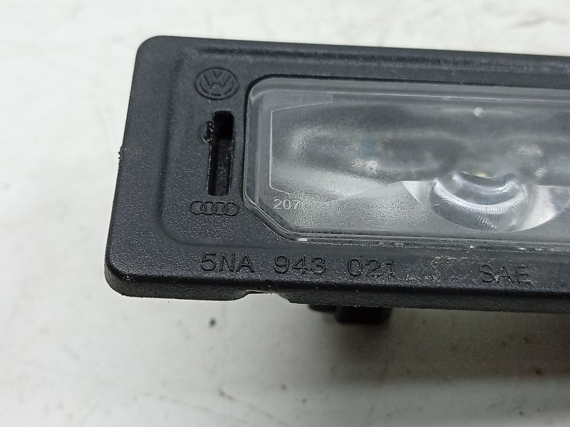 Recambio de piloto matricula para volkswagen taigo (cs1) 1.0 tsi referencia OEM IAM  5NA943021 