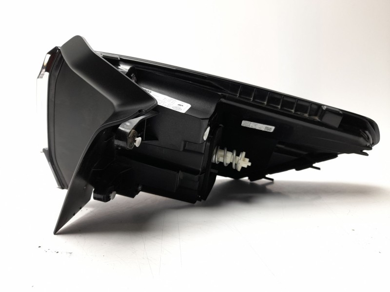 Recambio de piloto trasero izquierdo para volkswagen taigo (cs1) 1.0 tsi referencia OEM IAM  2G7945095 