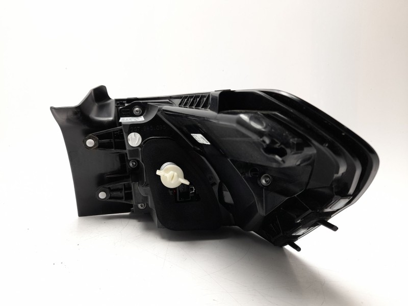 Recambio de piloto trasero izquierdo para volkswagen taigo (cs1) 1.0 tsi referencia OEM IAM  2G7945095 