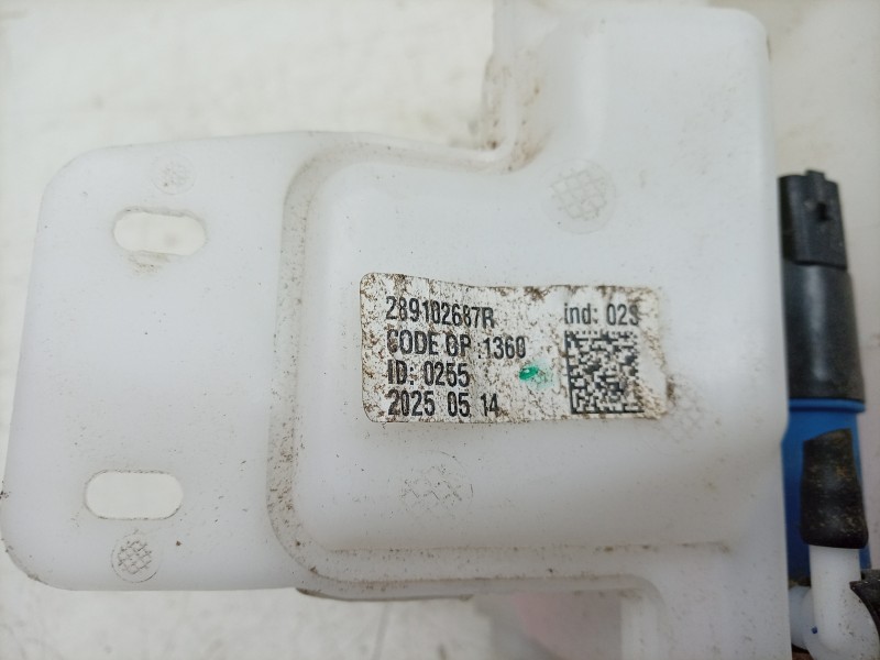 Recambio de deposito limpia para renault 4 e-tech 120 referencia OEM IAM  289102687R 