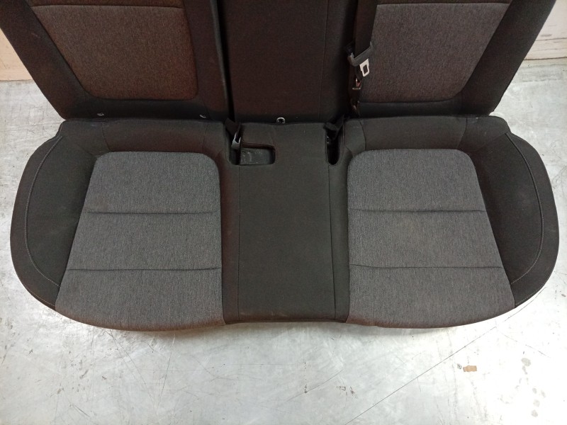 Recambio de asientos traseros para kia stonic (yb) 1.0 t-gdi eco-dynamics+ referencia OEM IAM  89150H8000 
