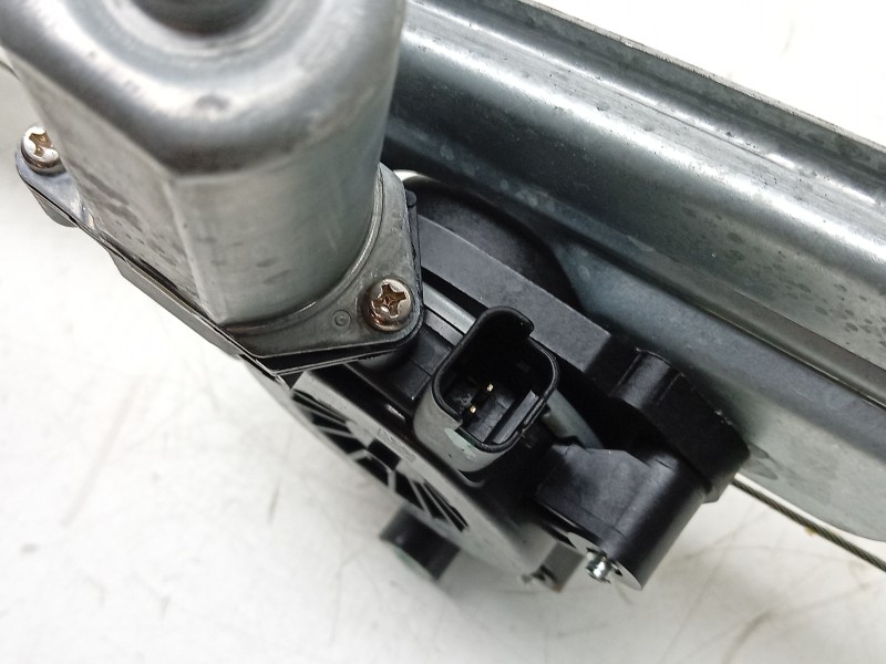 Recambio de elevalunas trasero derecho para mg zs suv (azs1) 1.0 t-gdi referencia OEM IAM  10233938 