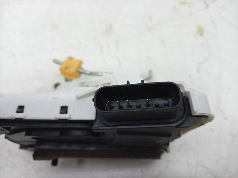 Recambio de cerradura puerta trasera derecha para mg zs suv (azs1) 1.0 t-gdi referencia OEM IAM  10845783 