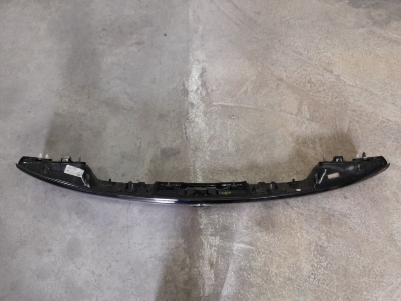 Recambio de piloto trasero central para volkswagen taigo (cs1) 1.0 tsi referencia OEM IAM  2G7945093 