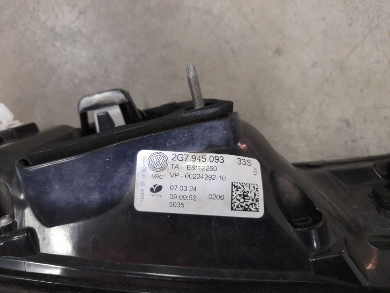 Recambio de piloto trasero central para volkswagen taigo (cs1) 1.0 tsi referencia OEM IAM  2G7945093 