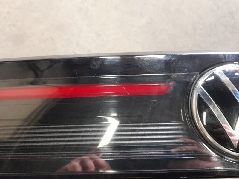 Recambio de piloto trasero central para volkswagen taigo (cs1) 1.0 tsi referencia OEM IAM  2G7945093 