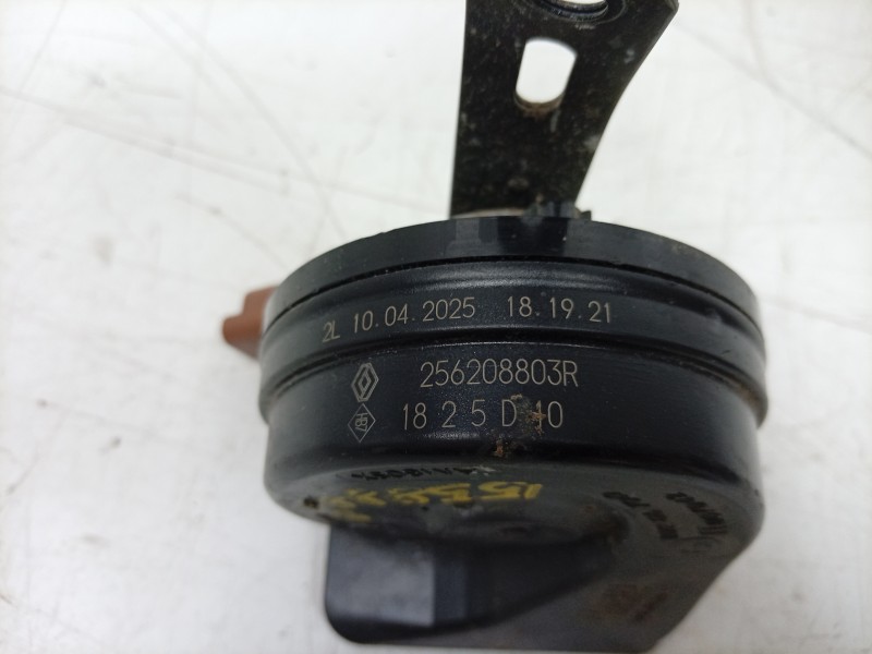 Recambio de claxon para renault 4 e-tech 120 referencia OEM IAM  256208803R 