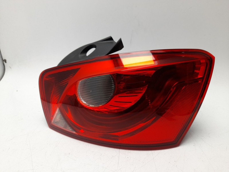 Recambio de piloto trasero derecho para seat ibiza iv (6j5, 6p1) 1.4 tdi referencia OEM IAM  6J4945096K 104LLI221/9010576/901101