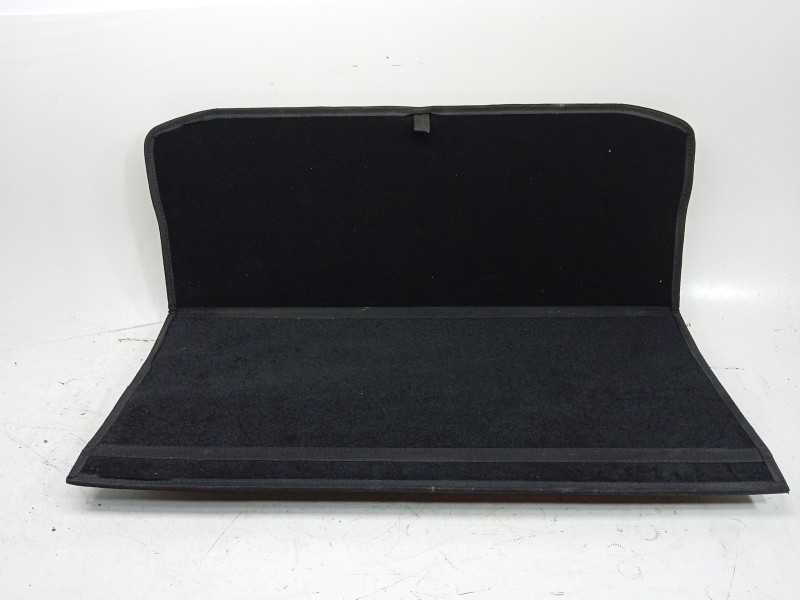 Recambio de alfombra maletero para renault 4 e-tech 120 referencia OEM IAM  849042379R 