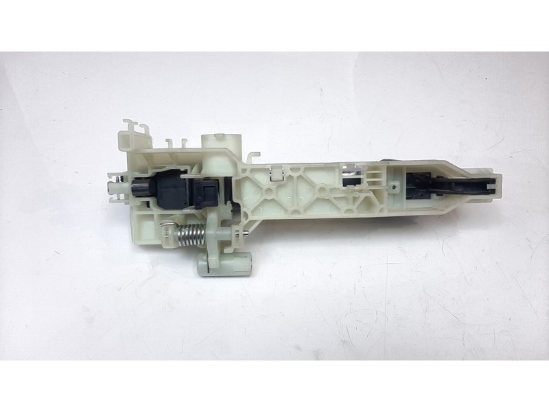 Recambio de maneta exterior trasera izquierda para ssangyong rexton limited 4x4 referencia OEM IAM 7344036100ACM  