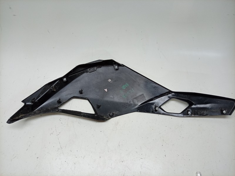 Recambio de carenado delantero derecho para kawasaki zx-4r zx-4r referencia OEM IAM  550280873 
