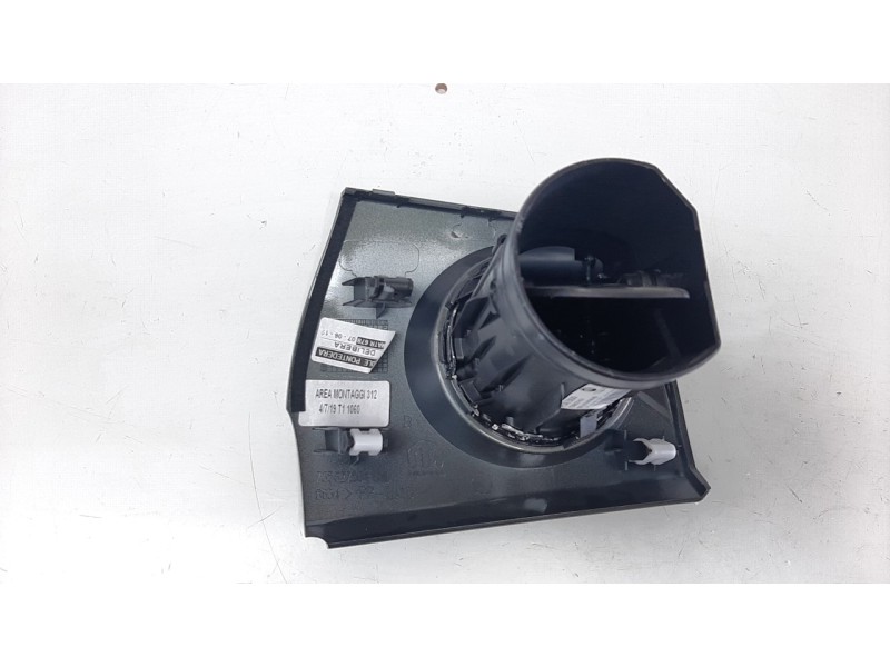 Recambio de rejilla aireadora para fiat nuova 500 (150) 1.2 cat referencia OEM IAM 735627421  