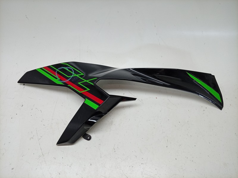 Recambio de moldura para kawasaki zx-4r zx-4r referencia OEM IAM  140930963 
