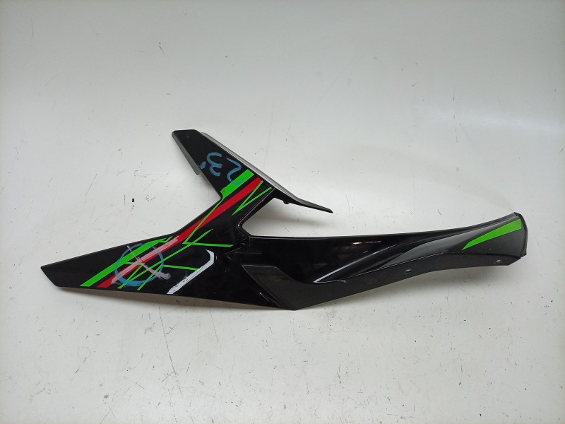 Recambio de moldura para kawasaki zx-4r zx-4r referencia OEM IAM  140930961 