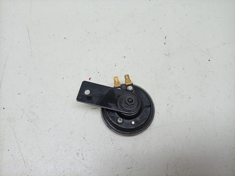 Recambio de claxon para kawasaki zx-4r zx-4r referencia OEM IAM  270030111 