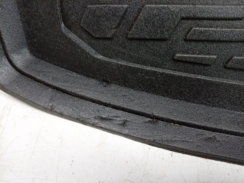 Recambio de alfombra maletero para volkswagen taigo (cs1) 1.0 tsi referencia OEM IAM  2G7858855A 