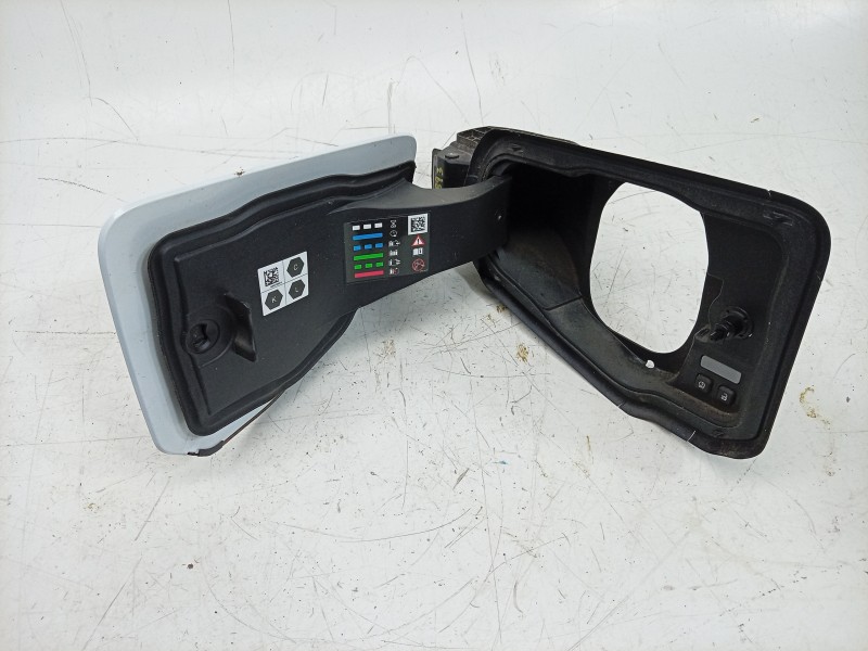 Recambio de tapa exterior combustible para renault 4 e-tech 120 referencia OEM IAM   