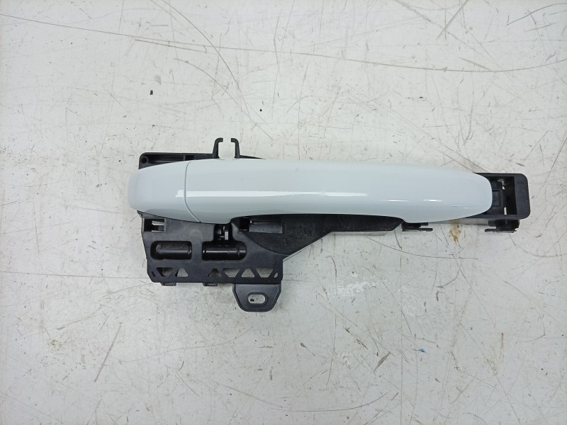 Recambio de maneta exterior trasera derecha para renault 4 e-tech 120 referencia OEM IAM  806065425R 