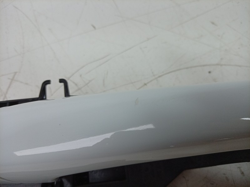 Recambio de maneta exterior trasera derecha para renault 4 e-tech 120 referencia OEM IAM  806065425R 