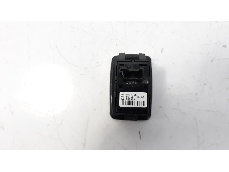 Recambio de mando elevalunas trasero derecho para bmw serie 3 lim. (f30) 318d advantage referencia OEM IAM 9361936  