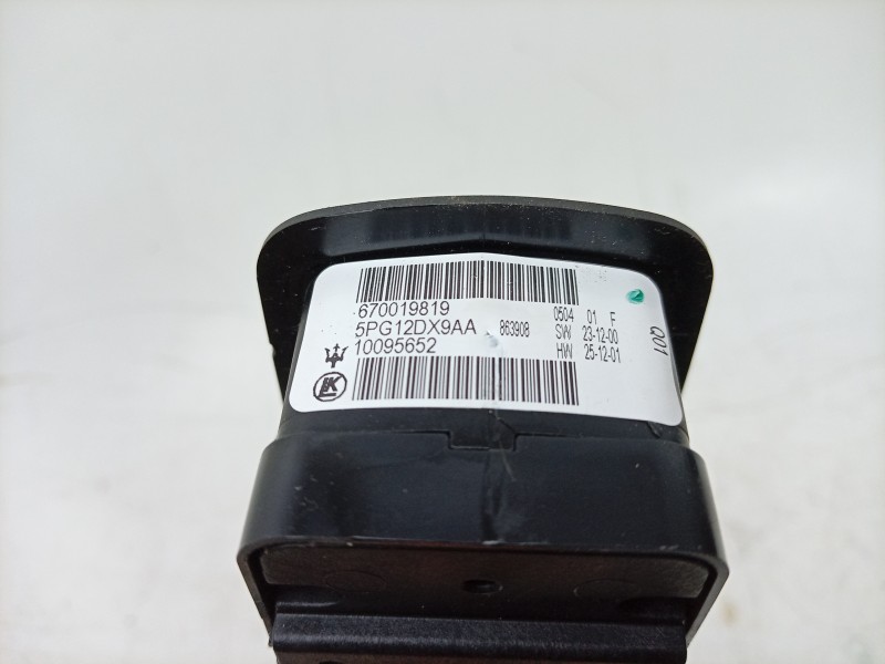 Recambio de mando elevalunas delantero izquierdo para maserati ghibli iii (m157) 3.0 s q4 referencia OEM IAM  670019819 
