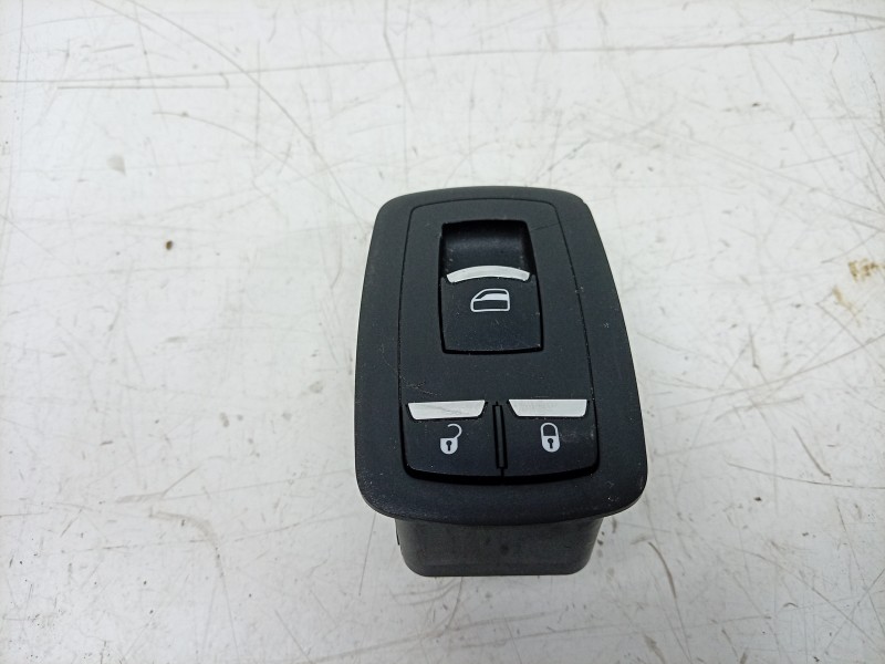 Recambio de mando elevalunas trasero izquierdo para maserati ghibli iii (m157) 3.0 s q4 referencia OEM IAM  670025405 