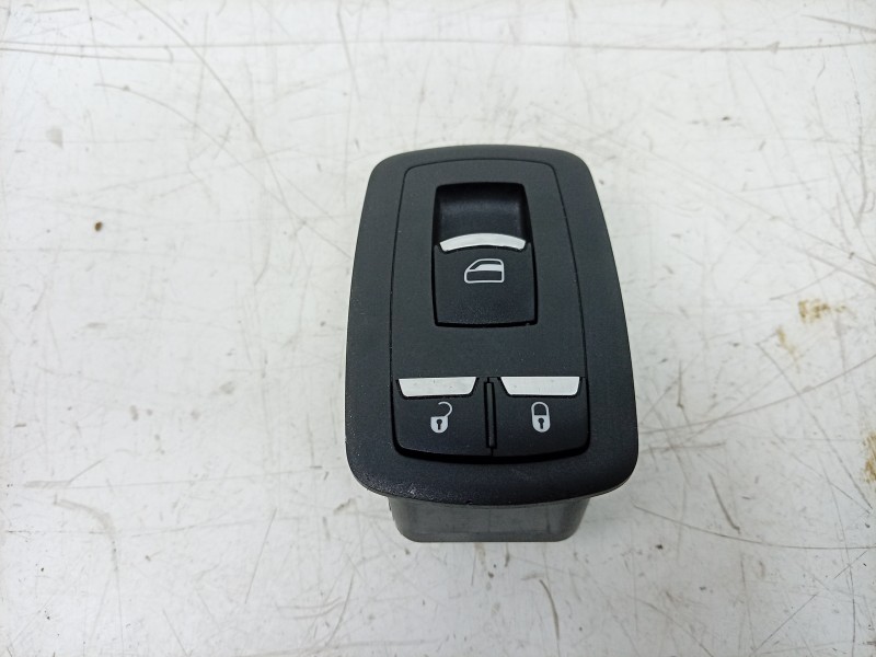 Recambio de mando elevalunas trasero derecho para maserati ghibli iii (m157) 3.0 s q4 referencia OEM IAM  670010306 