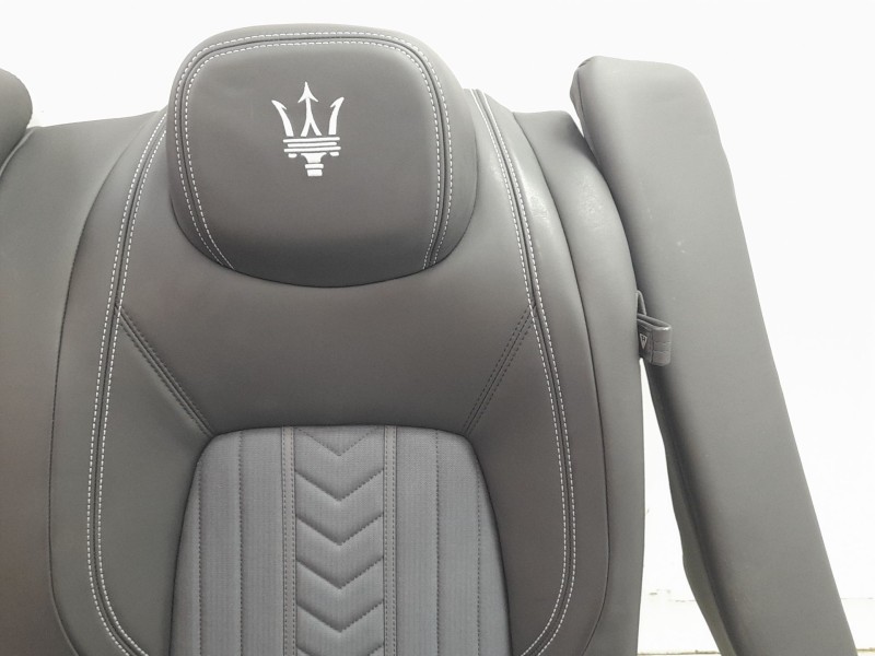 Recambio de asientos traseros para maserati ghibli iii (m157) 3.0 s q4 referencia OEM IAM  673003355 