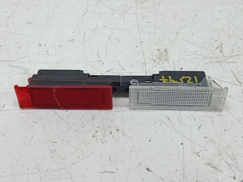 Recambio de luz interior para maserati ghibli iii (m157) 3.0 s q4 referencia OEM IAM  0700800 