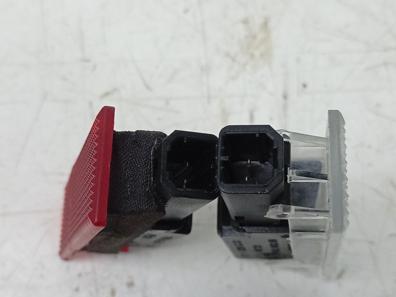 Recambio de luz interior para maserati ghibli iii (m157) 3.0 s q4 referencia OEM IAM  0700800 
