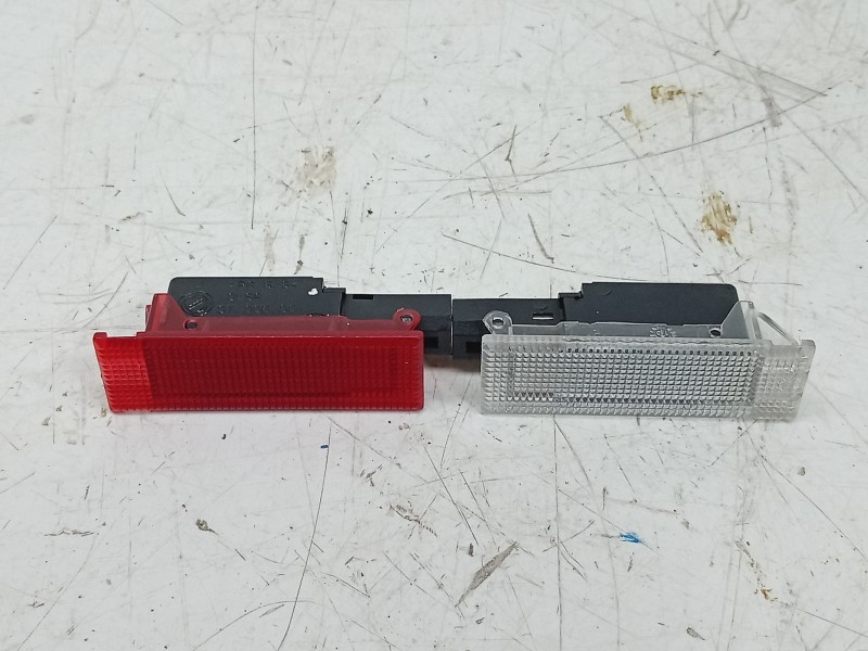 Recambio de luz interior para maserati ghibli iii (m157) 3.0 s q4 referencia OEM IAM  0700800 