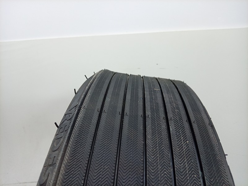 Recambio de neumatico repuesto para maserati ghibli iii (m157) 3.0 s q4 referencia OEM IAM  1755518 