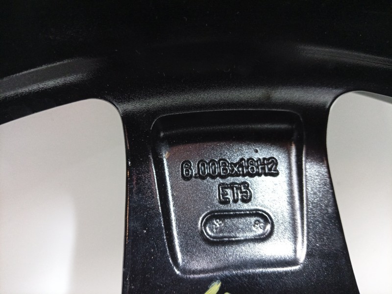 Recambio de neumatico repuesto para maserati ghibli iii (m157) 3.0 s q4 referencia OEM IAM  1755518 