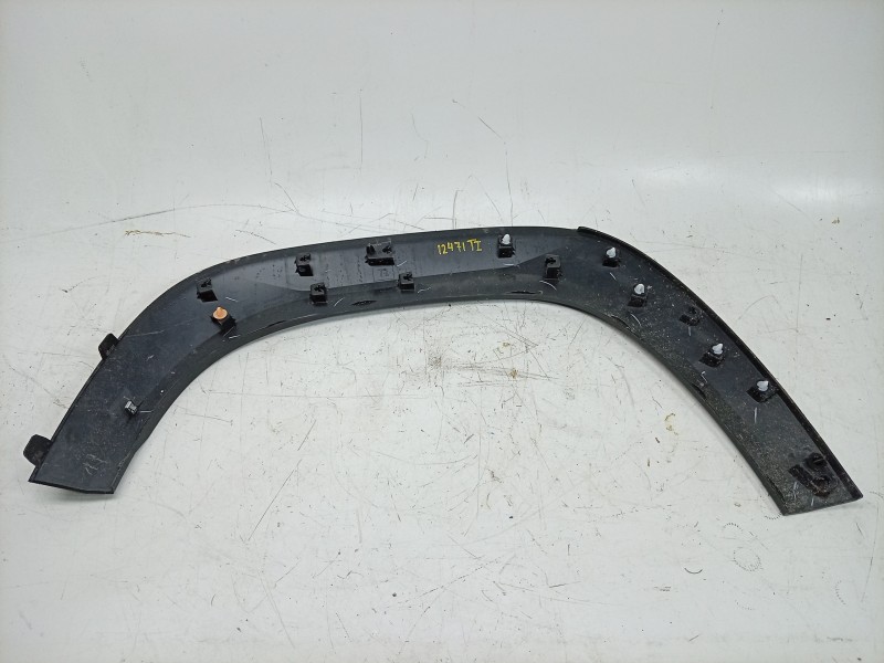 Recambio de aletin trasero izquierdo para renault 4 e-tech 120 referencia OEM IAM  767199870R 