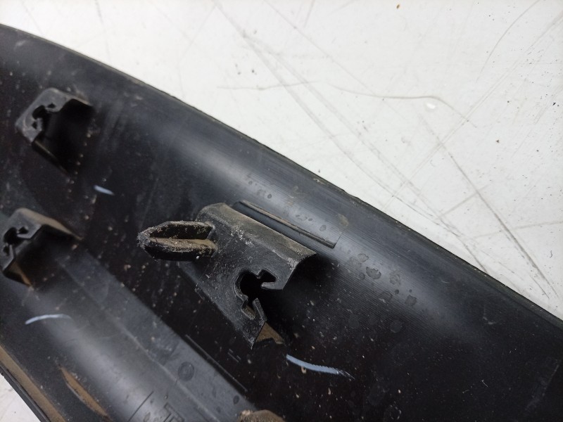 Recambio de aletin trasero izquierdo para renault 4 e-tech 120 referencia OEM IAM  767199870R 
