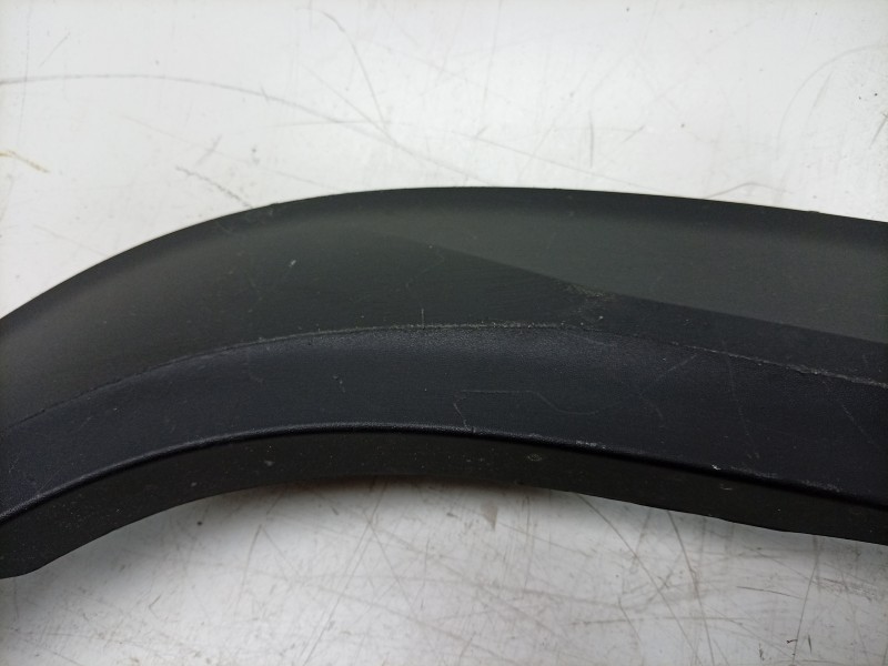 Recambio de aletin delantero derecho para renault 4 e-tech 120 referencia OEM IAM  638125736R 