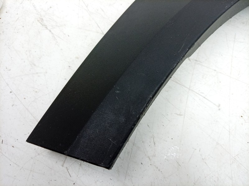 Recambio de aletin delantero izquierdo para renault 4 e-tech 120 referencia OEM IAM  638134880R 
