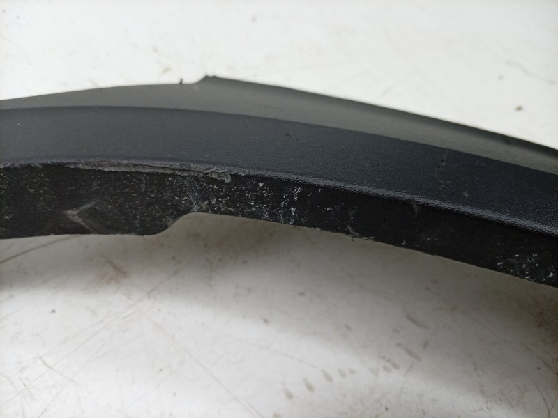 Recambio de aletin delantero izquierdo para renault 4 e-tech 120 referencia OEM IAM  638134880R 