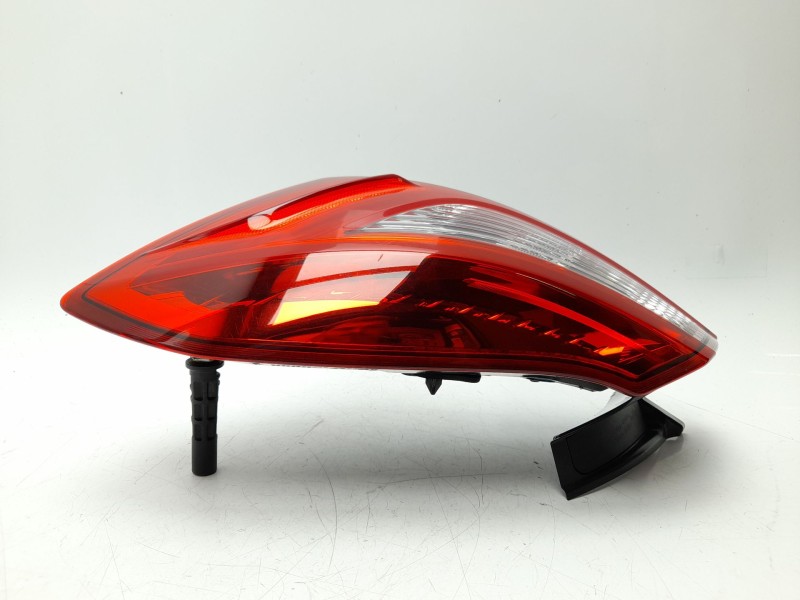 Recambio de piloto trasero derecho para maserati ghibli iii (m157) 3.0 s q4 referencia OEM IAM  670107148 