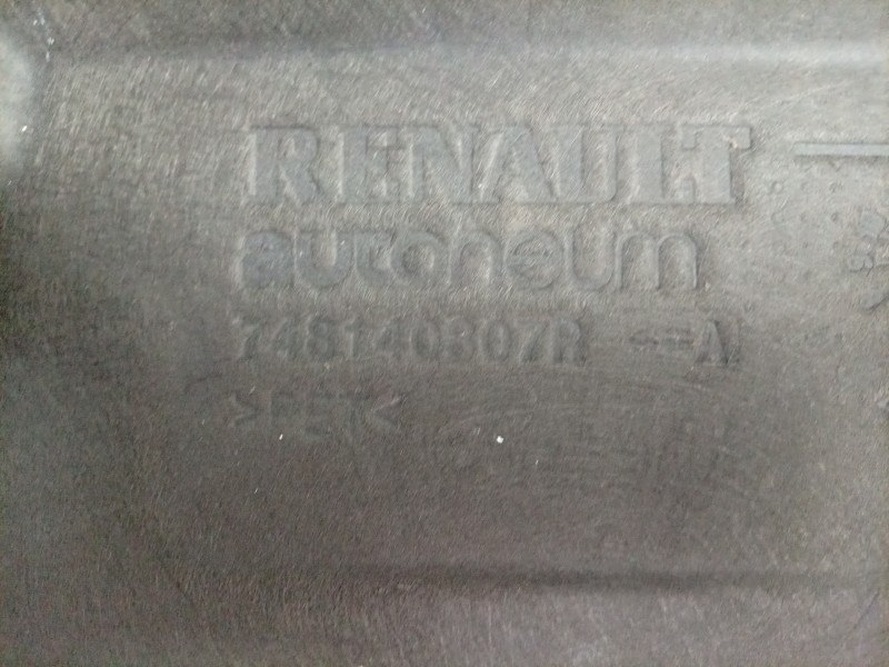 Recambio de cubrecarter para renault 4 e-tech 120 referencia OEM IAM  748140807R 