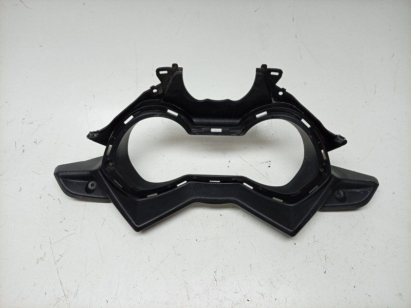 Recambio de moldura para yamaha x-max x-max 400 (sh11) referencia OEM IAM  BL1F836K00 