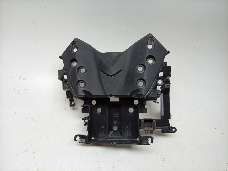 Recambio de moldura para yamaha x-max x-max 400 (sh11) referencia OEM IAM  BL1H212B00 