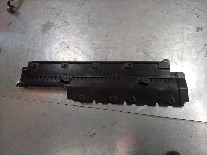 Recambio de cubrecarter para renault 4 e-tech 120 referencia OEM IAM   