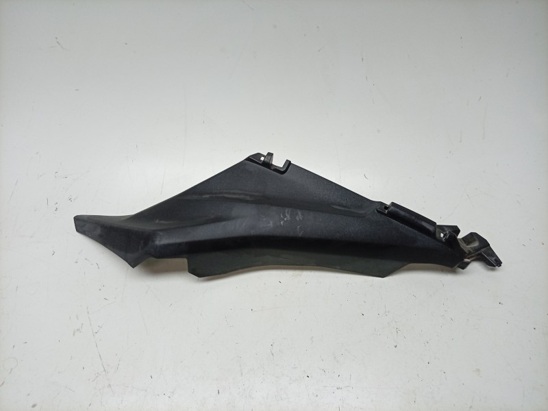 Recambio de moldura para yamaha x-max x-max 400 (sh11) referencia OEM IAM  B74F172F00 