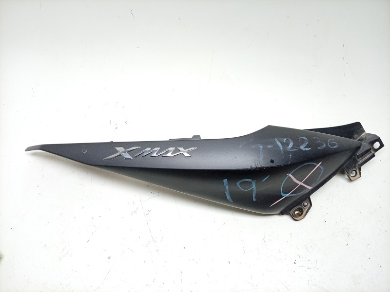 Recambio de moldura para yamaha x-max x-max 400 (sh11) referencia OEM IAM  BL1F174100 