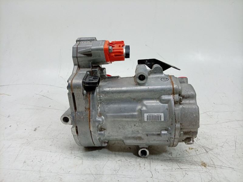 Recambio de compresor aire acondicionado para renault 4 e-tech 120 referencia OEM IAM 926006520R 926006520R 