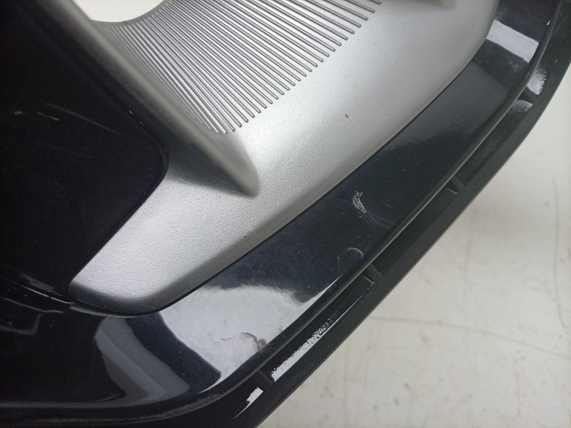 Recambio de rejilla paragolpes izquierda para kia stonic (yb) 1.0 t-gdi eco-dynamics+ referencia OEM IAM  86523H8HA0 